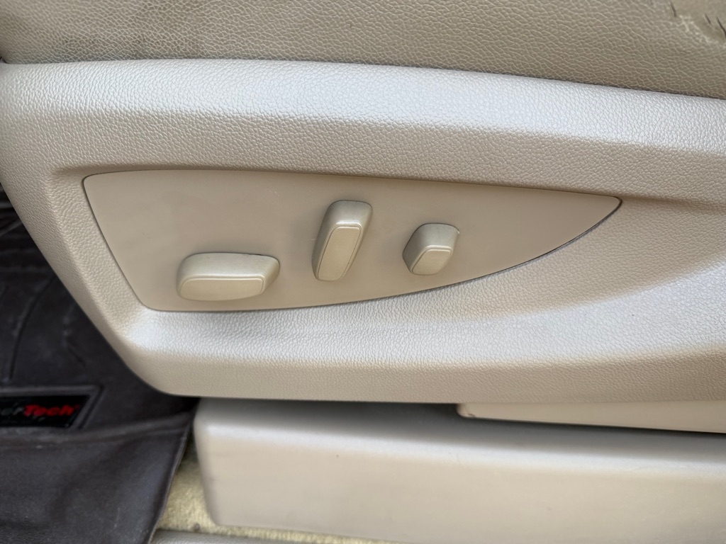 GMC Yukon SLT 4WD 2017