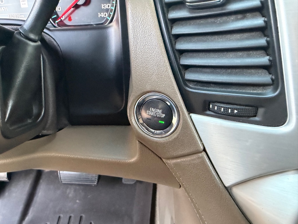 GMC Yukon SLT 4WD 2017