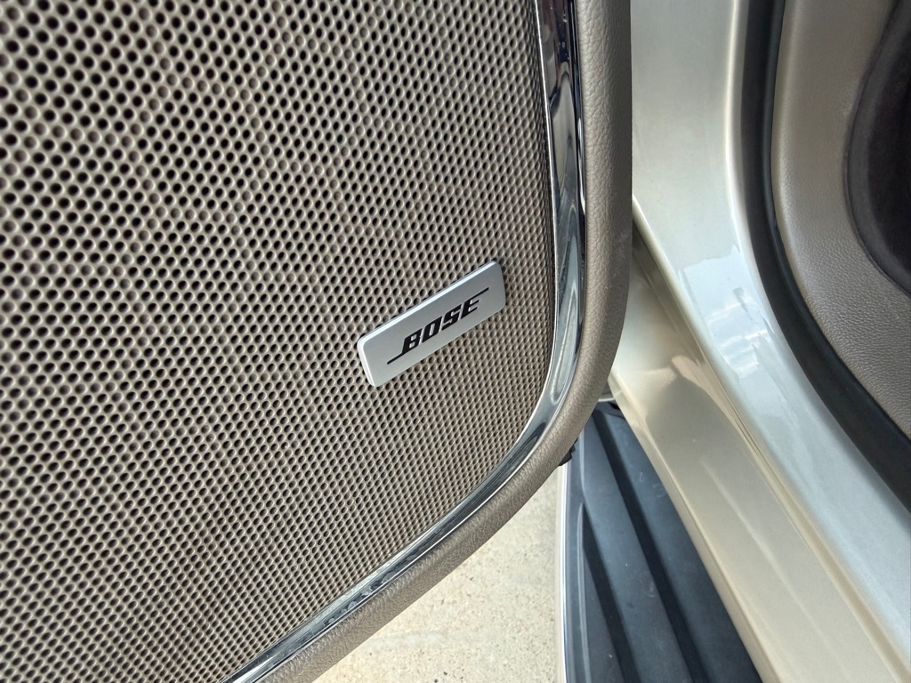 GMC Yukon SLT 4WD 2017