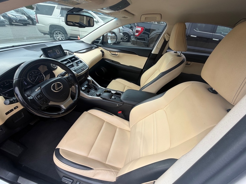 Lexus NX 200t FWD 2016