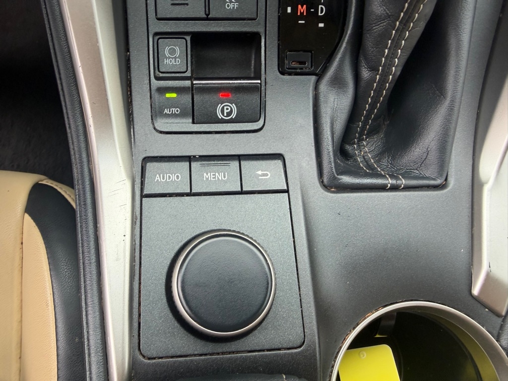 Lexus NX 200t FWD 2016