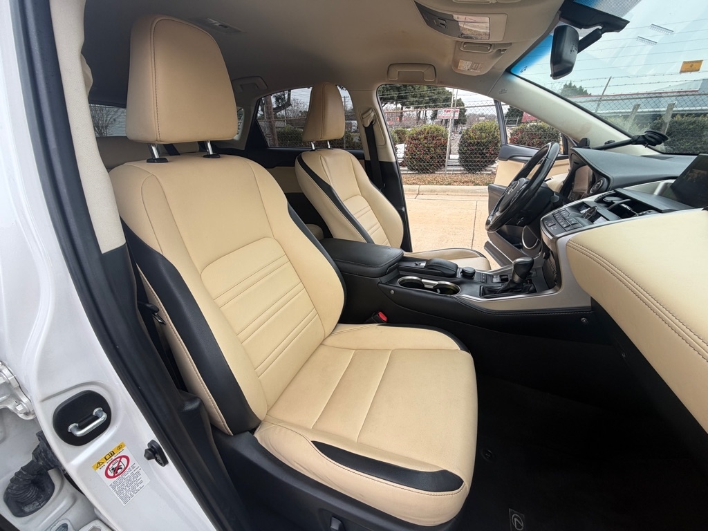 Lexus NX 200t FWD 2016