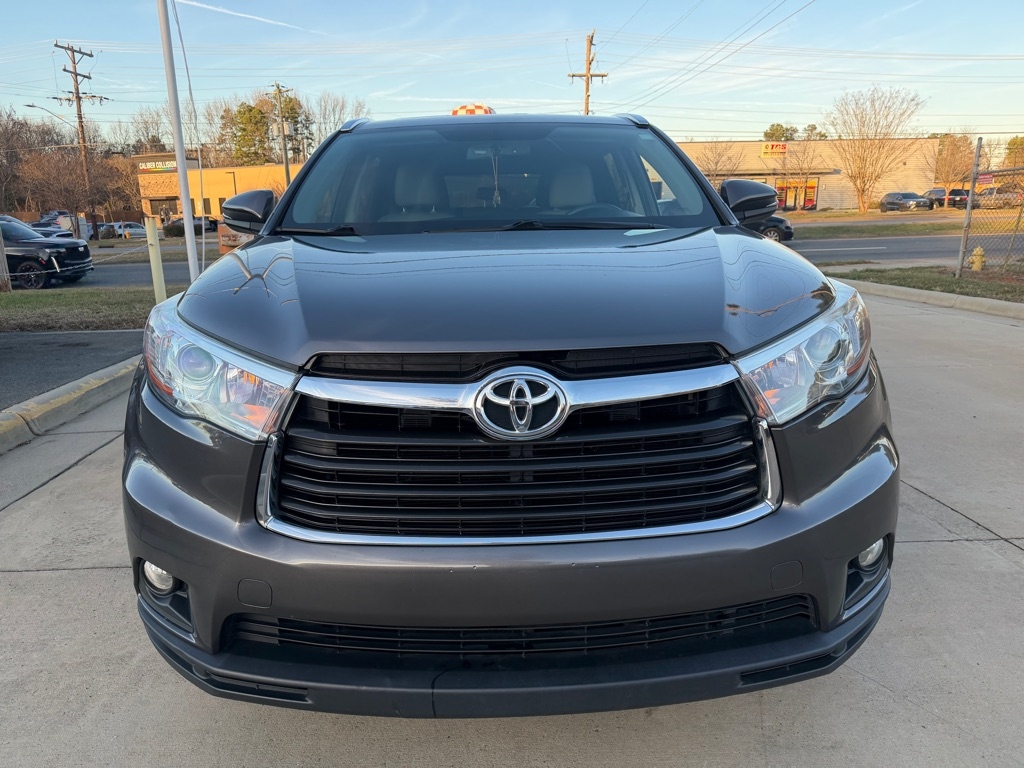 Toyota Highlander XLE AWD V6 2016
