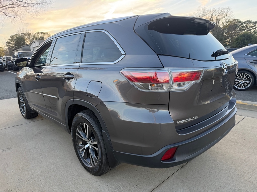 Toyota Highlander XLE AWD V6 2016