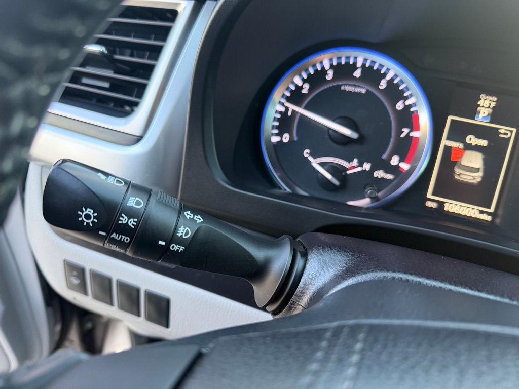 Toyota Highlander XLE AWD V6 2016