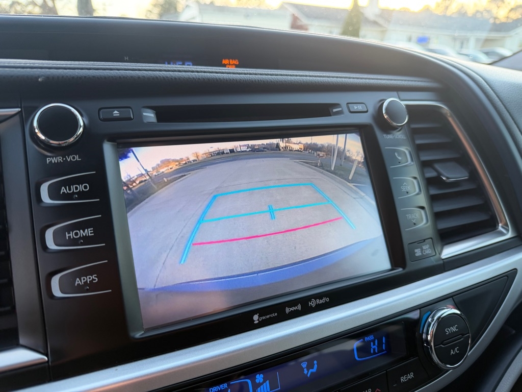 Toyota Highlander XLE AWD V6 2016