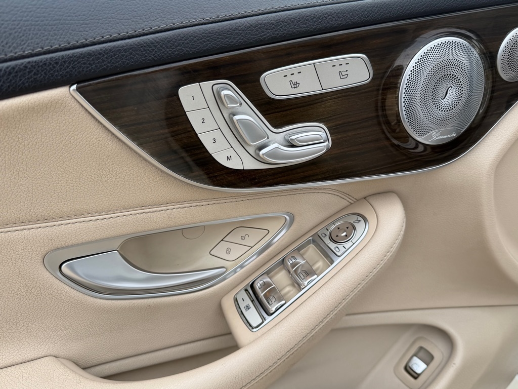 Mercedes-Benz C-Class C300 4MATIC Coupe 2017