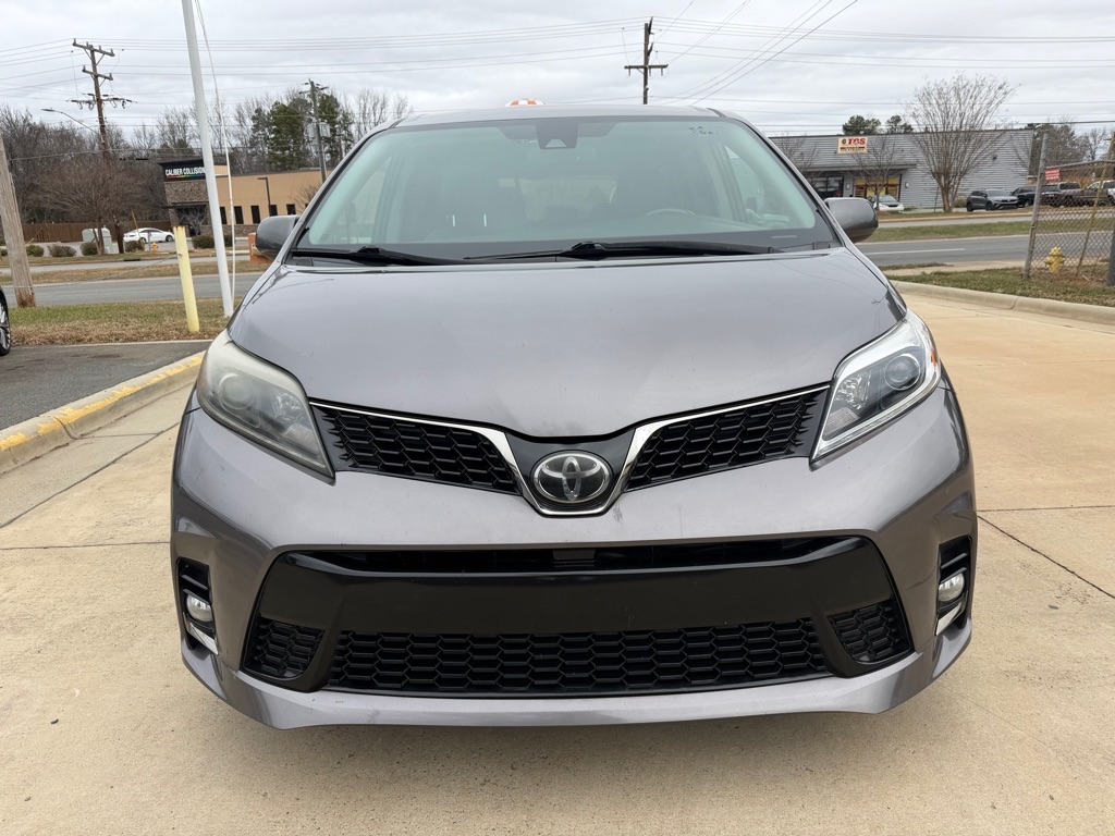 Toyota Sienna SE 8-Passenger 2018