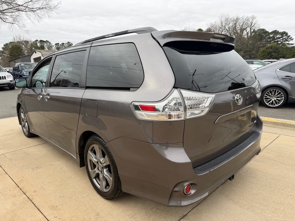 Toyota Sienna SE 8-Passenger 2018
