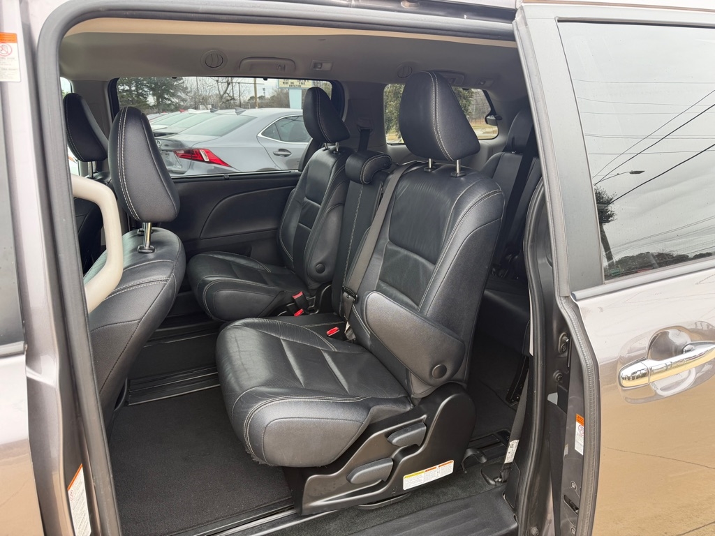 Toyota Sienna SE 8-Passenger 2018