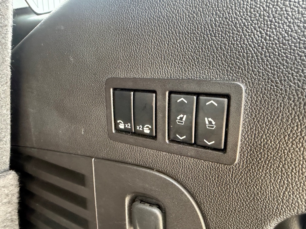 Cadillac Escalade Premium 4WD 2016