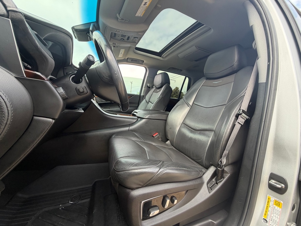 Cadillac Escalade Premium 4WD 2016