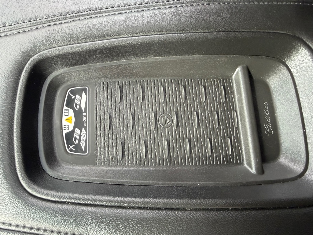 Cadillac Escalade Premium 4WD 2016