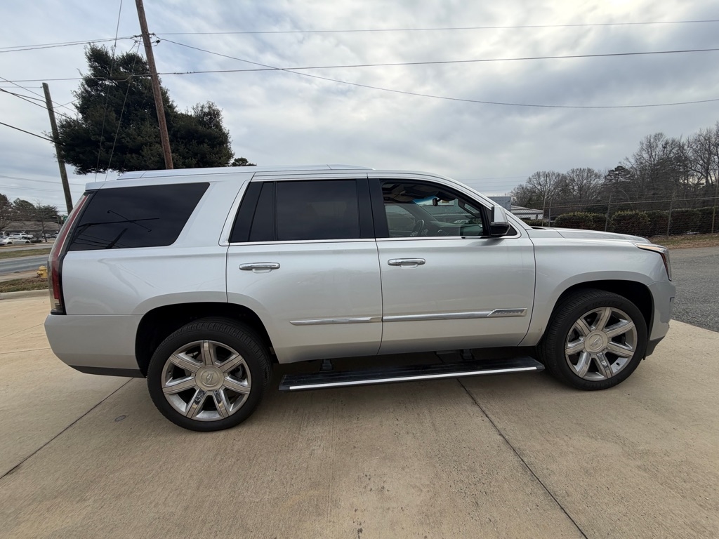 Cadillac Escalade Premium 4WD 2016