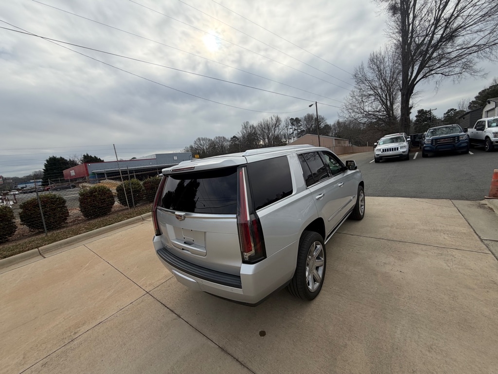 Cadillac Escalade Premium 4WD 2016