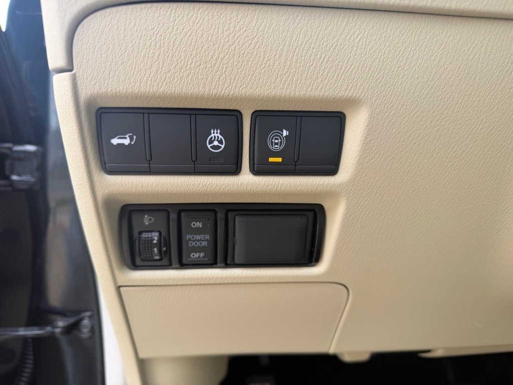 Infiniti QX80 LUXE 2019