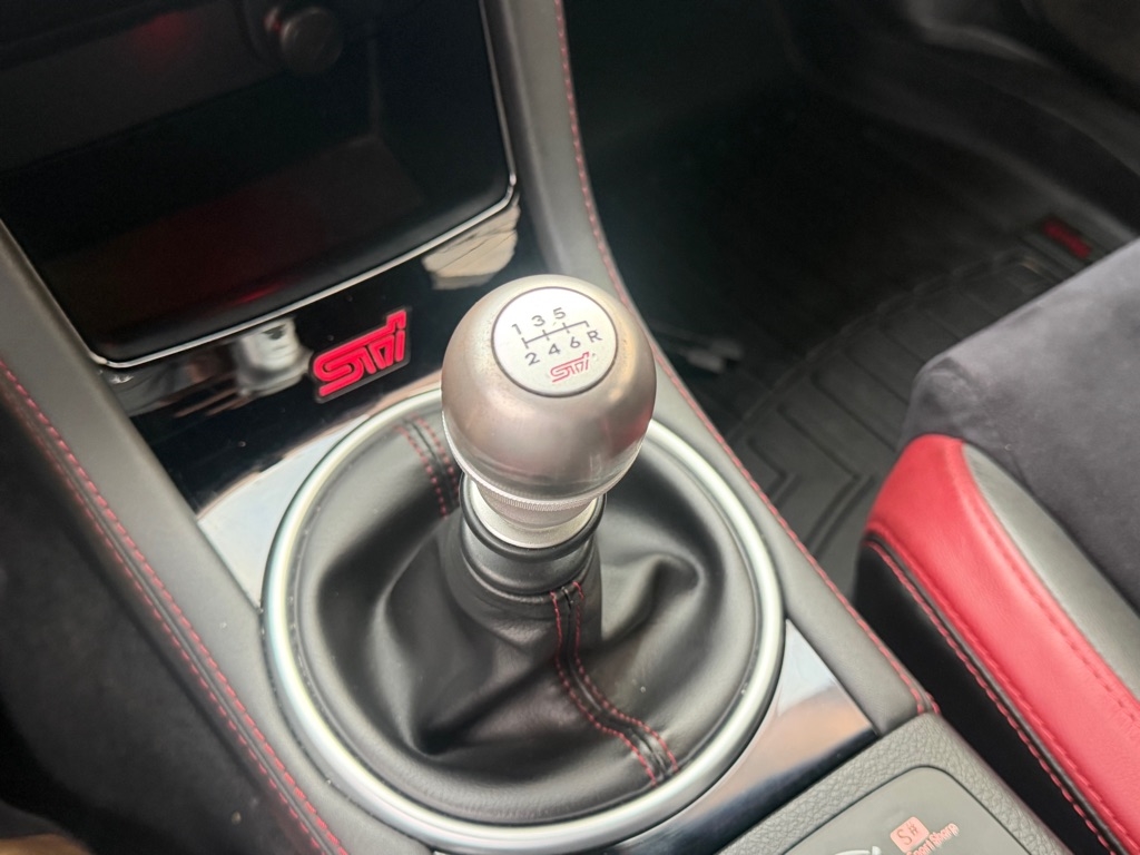 Subaru WRX STI Limited w/Wing 6M 2019