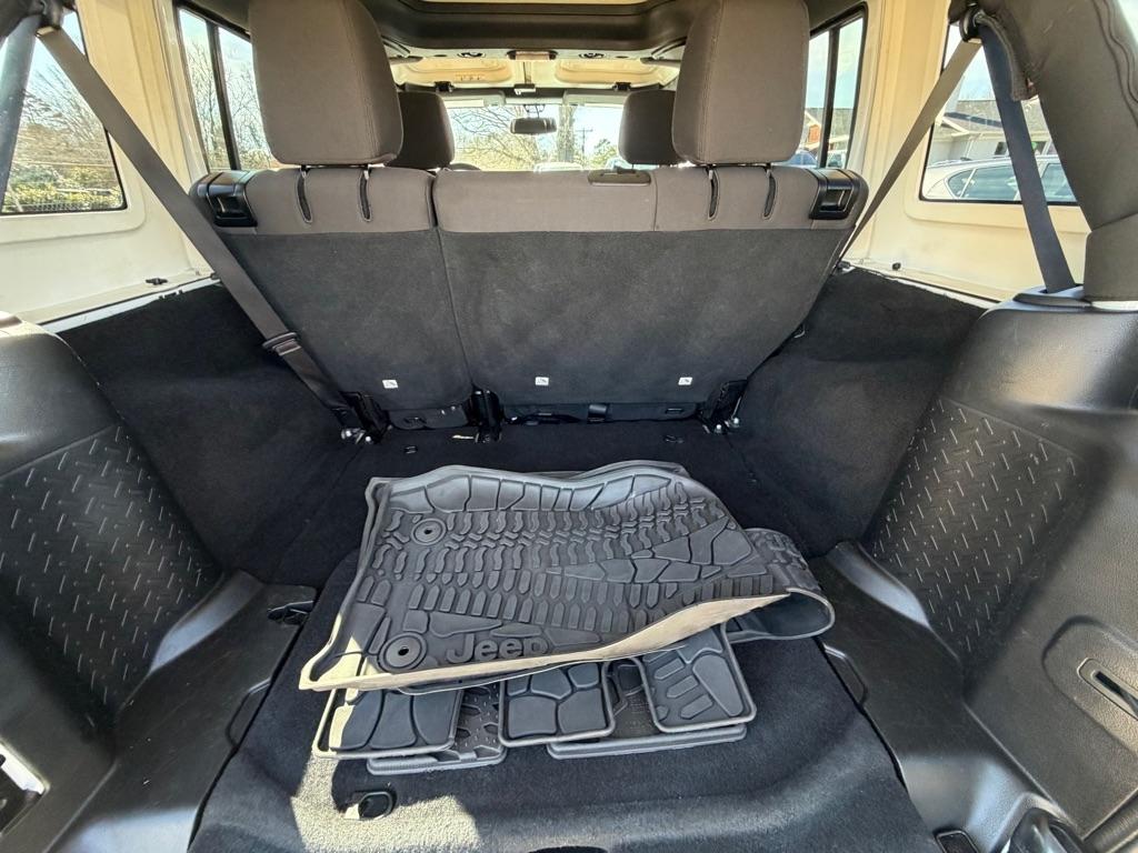 Jeep Wrangler Unlimited Sport 4WD 2017