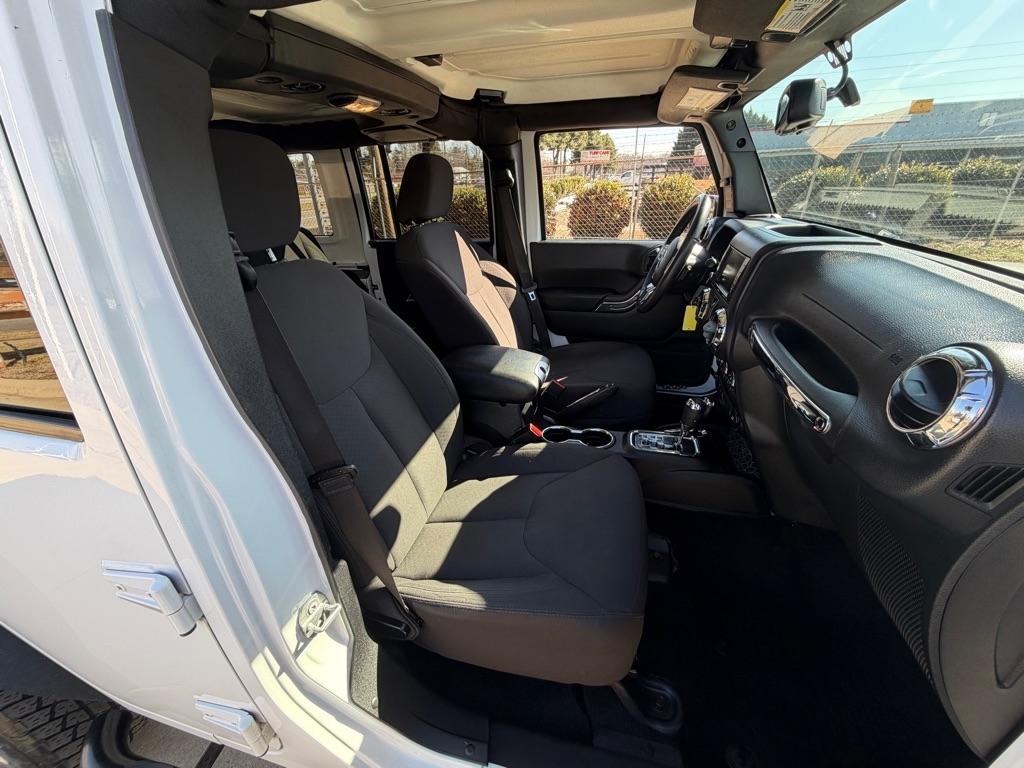 Jeep Wrangler Unlimited Sport 4WD 2017