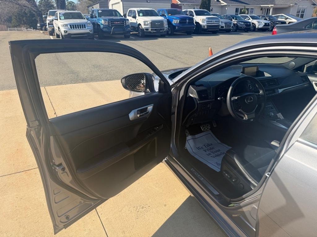 Lexus CT 200h Base 2015