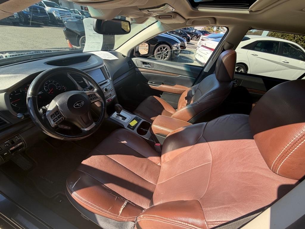 Subaru Outback 2.5i Limited 2014