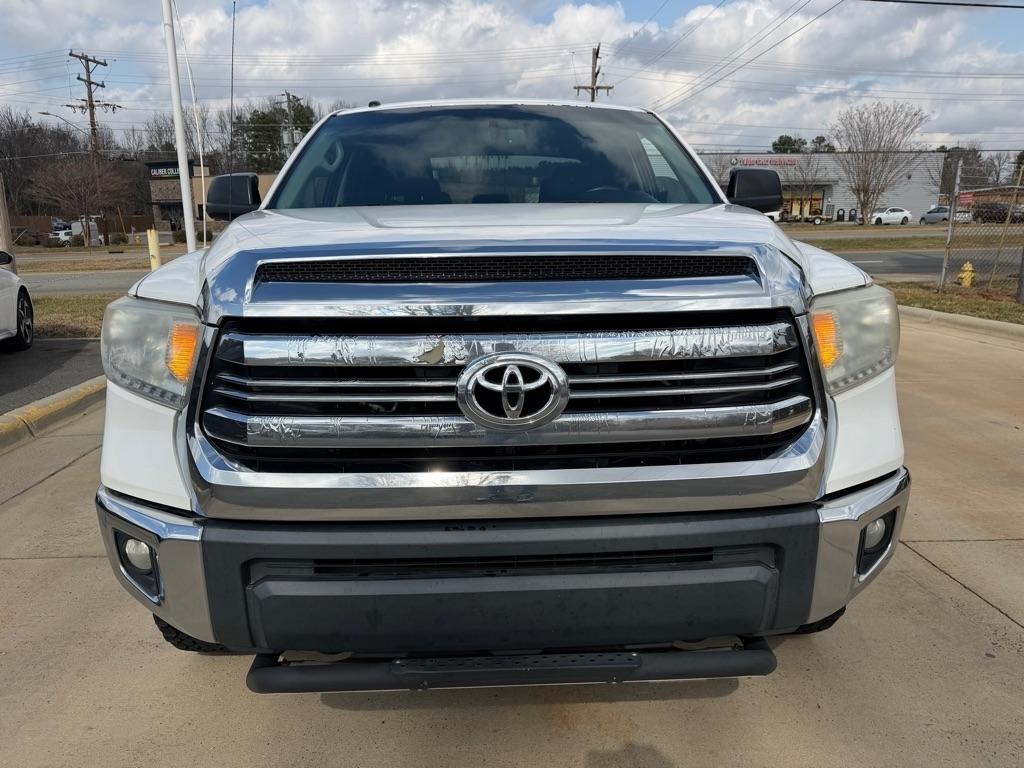 Toyota Tundra SR5 5.7L V8 FFV CrewMax 4WD 2016