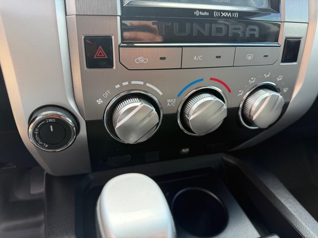 Toyota Tundra SR5 5.7L V8 FFV CrewMax 4WD 2016