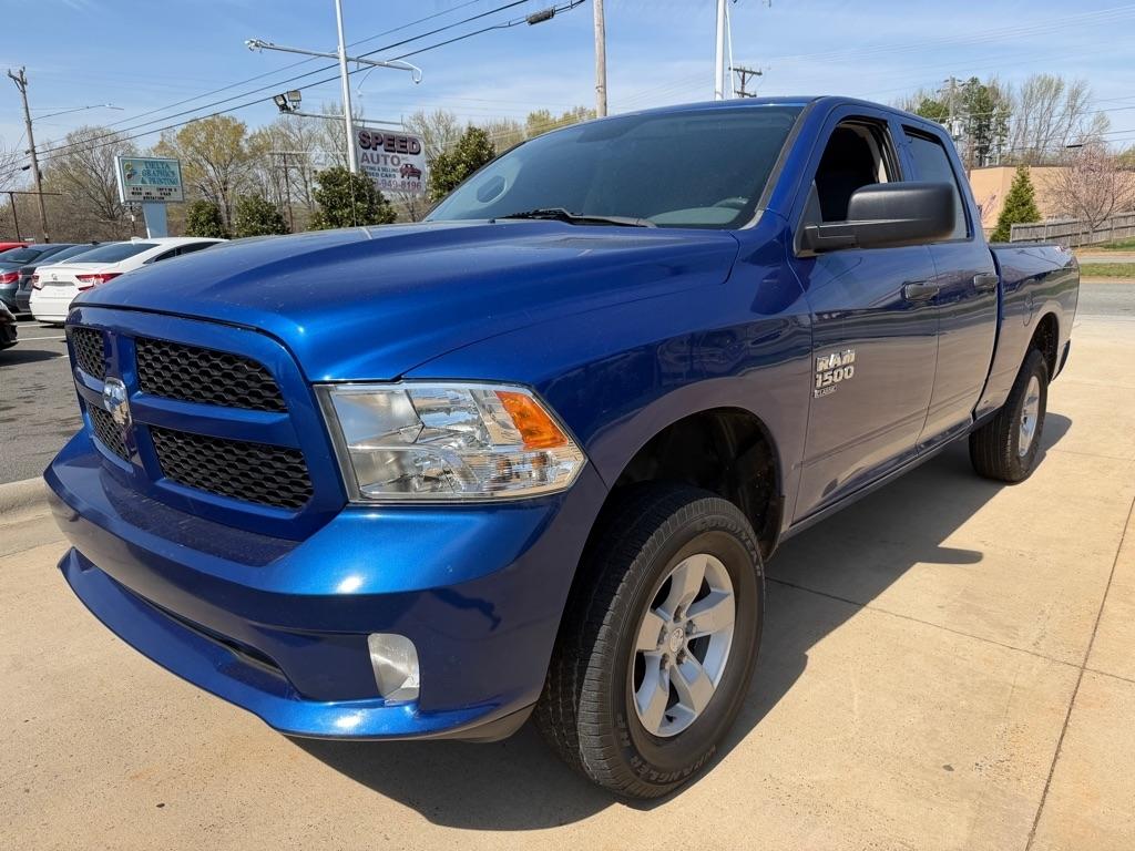 RAM 1500 Classic Tradesman Quad Cab 4WD 2019