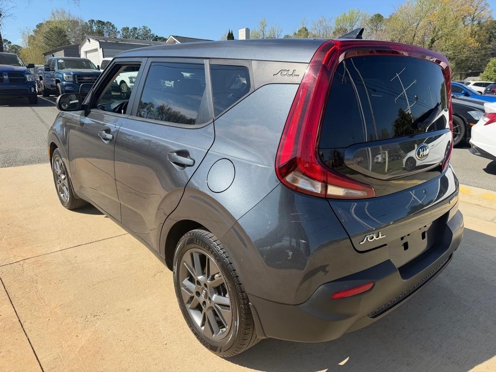 Kia Soul EX 2021