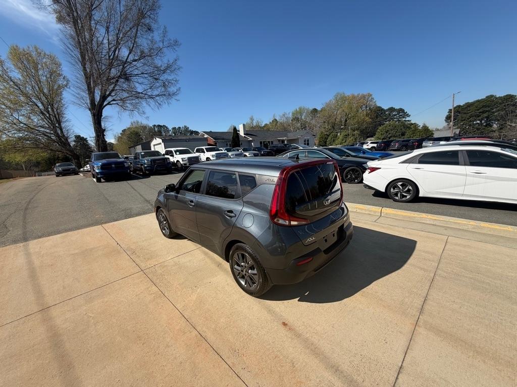 Kia Soul EX 2021