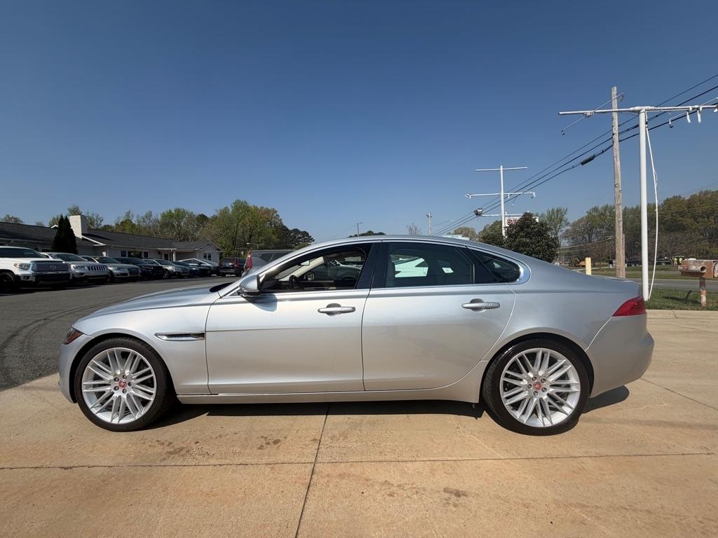 Jaguar XF-Series 35t Prestige 2017