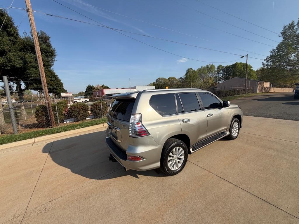 Lexus GX 460 Base 2021