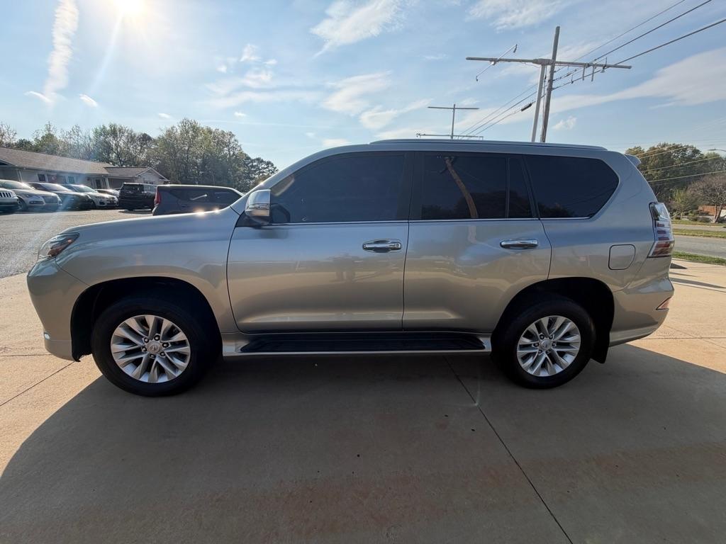 Lexus GX 460 Base 2021