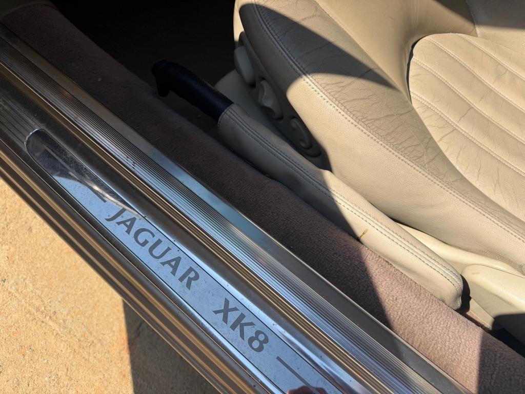 Jaguar XK-Series XK8 Convertible 2002