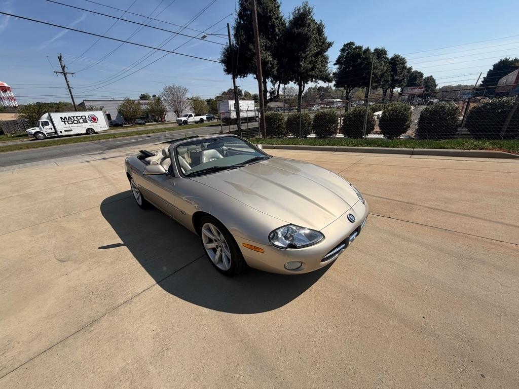 Jaguar XK-Series XK8 Convertible 2002