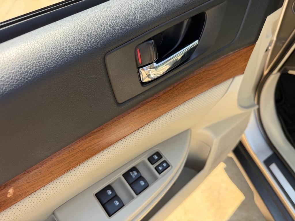 Subaru Outback 3.6R Limited 2014