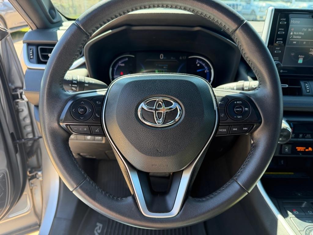 Toyota RAV4 Hybrid XSE 2020