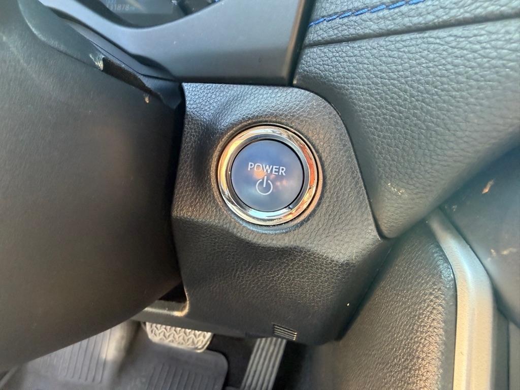 Toyota RAV4 Hybrid XSE 2020