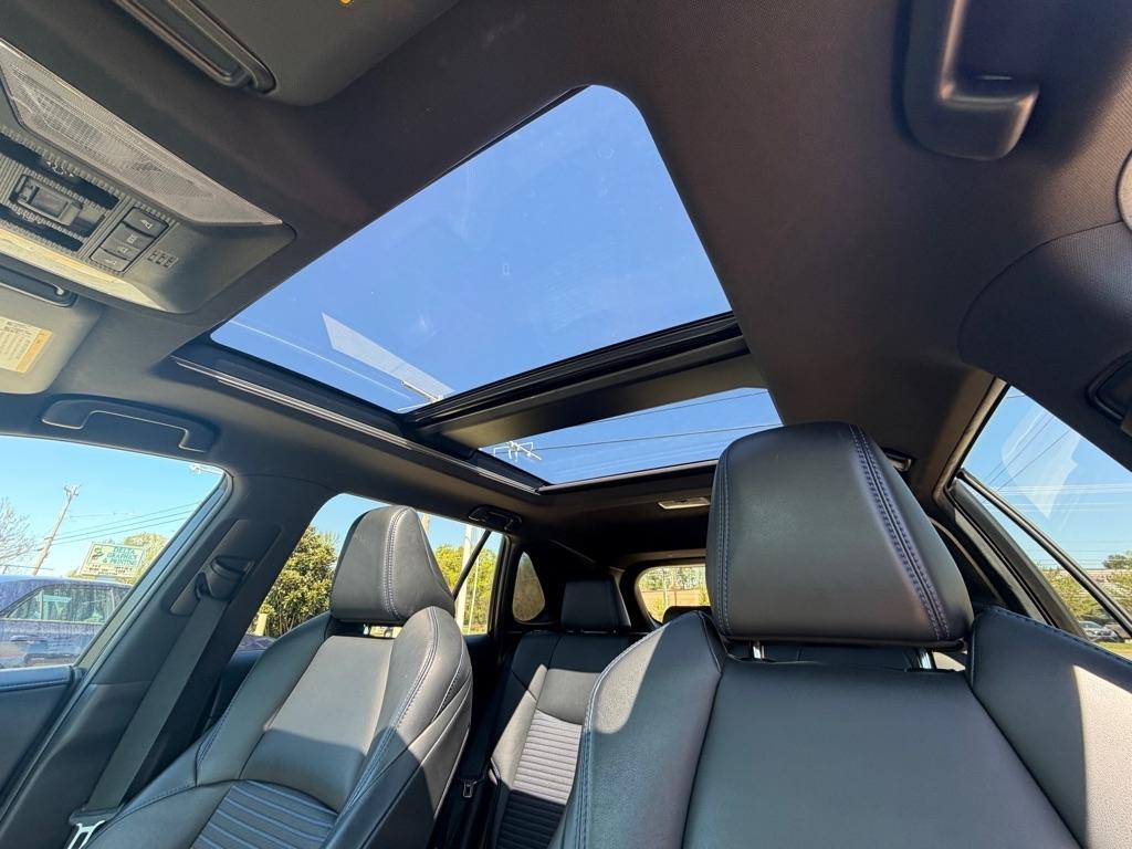 Toyota RAV4 Hybrid XSE 2020