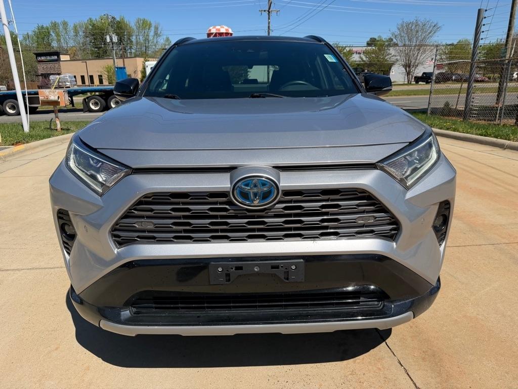 Toyota RAV4 Hybrid XSE 2020