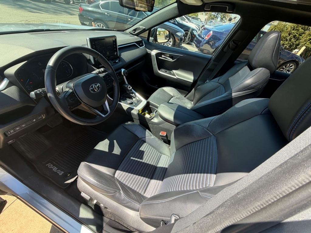 Toyota RAV4 Hybrid XSE 2020