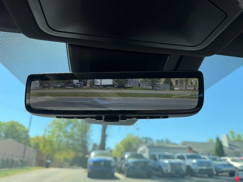 Toyota RAV4 Hybrid XSE 2020