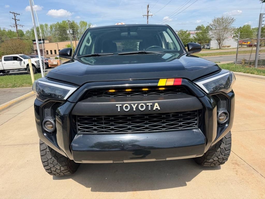 Toyota 4Runner SR5 4WD 2017