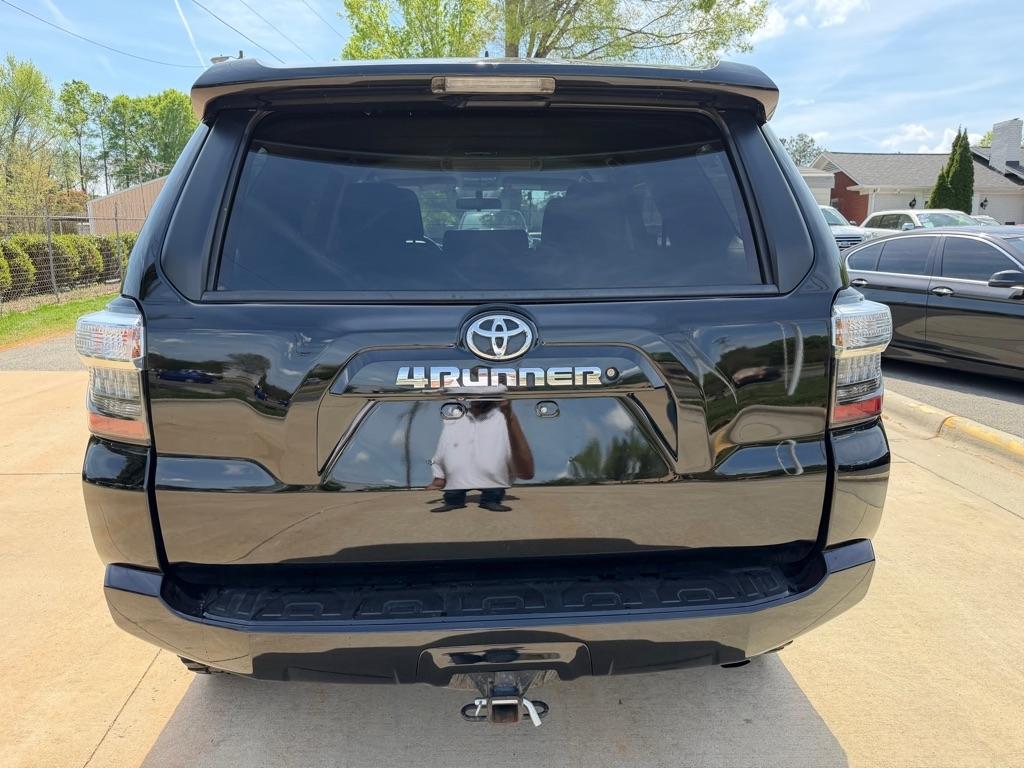 Toyota 4Runner SR5 4WD 2017