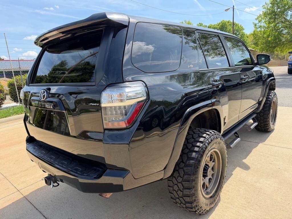 Toyota 4Runner SR5 4WD 2017