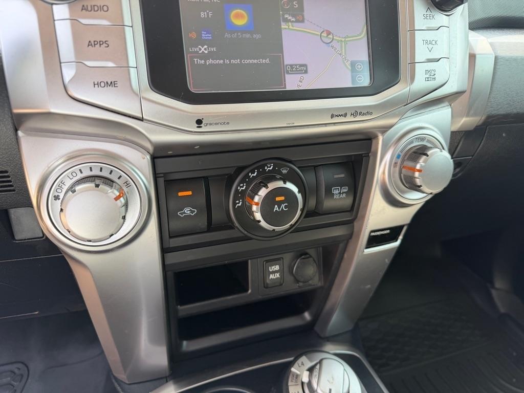 Toyota 4Runner SR5 4WD 2017