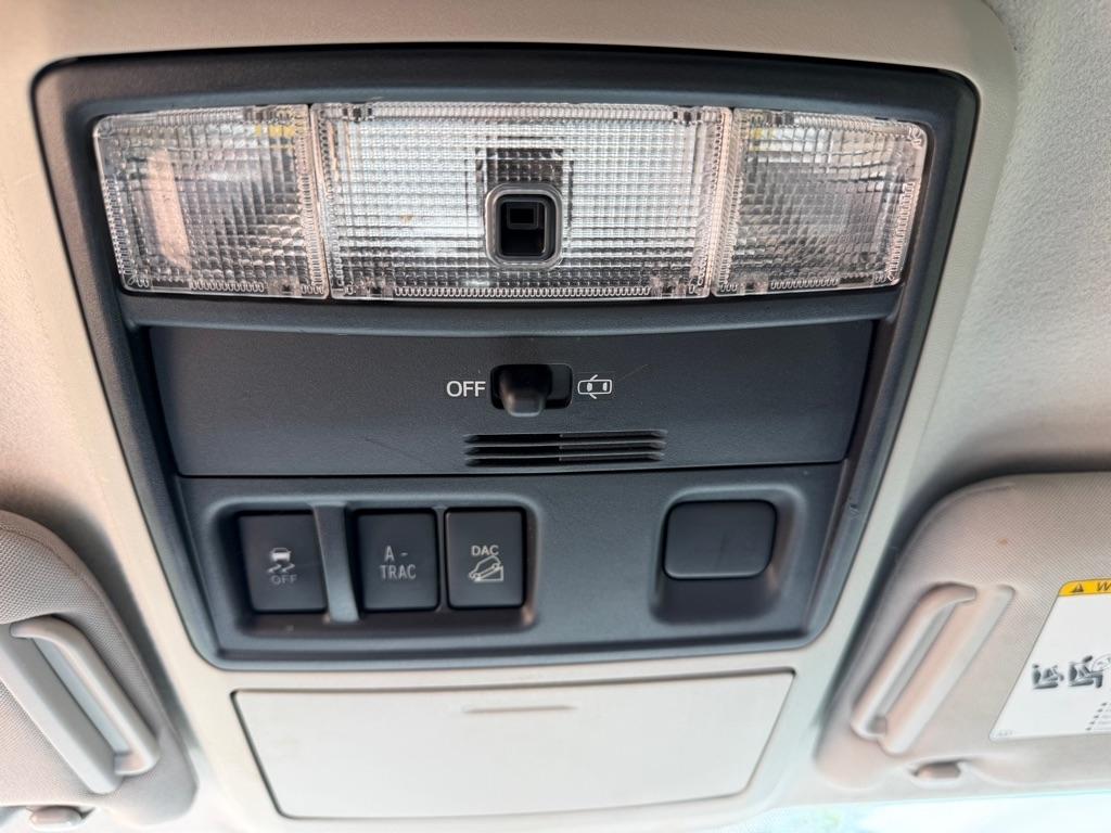 Toyota 4Runner SR5 4WD 2017