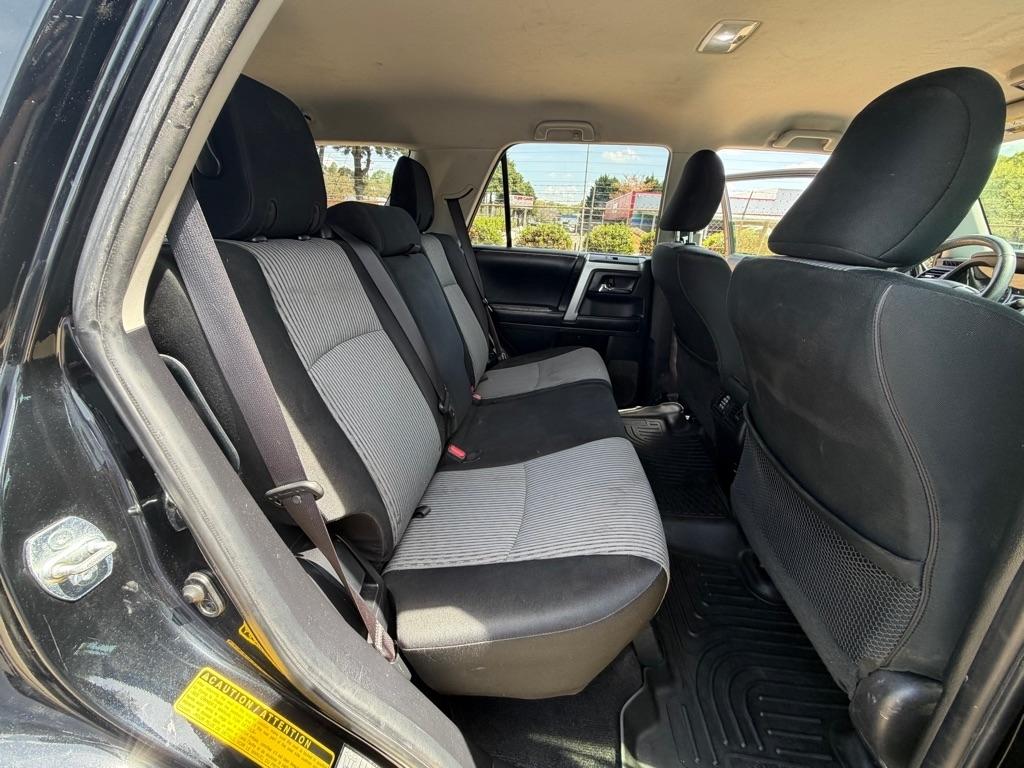 Toyota 4Runner SR5 4WD 2017