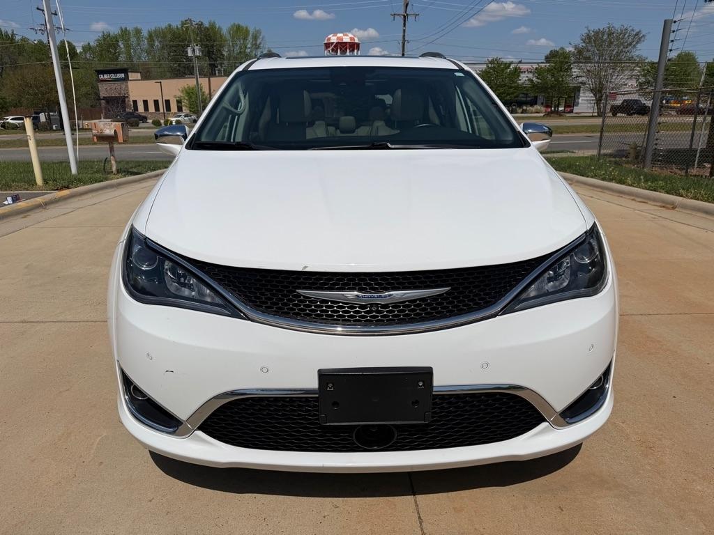 Chrysler Pacifica Limited 2017