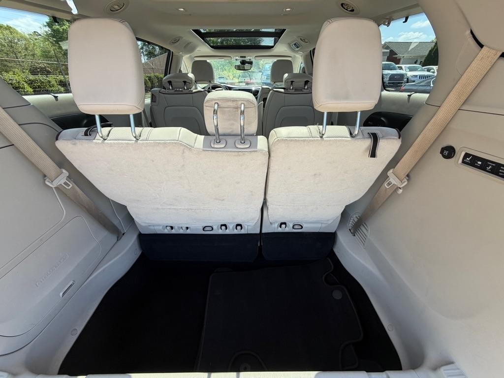 Chrysler Pacifica Limited 2017